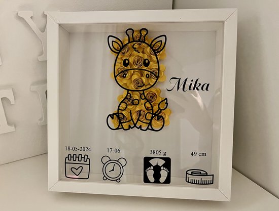 Geboorte Shadowbox met Papieren Roosjes! - Viva Femme - Kraamcadeau - Baby van Viva Femme