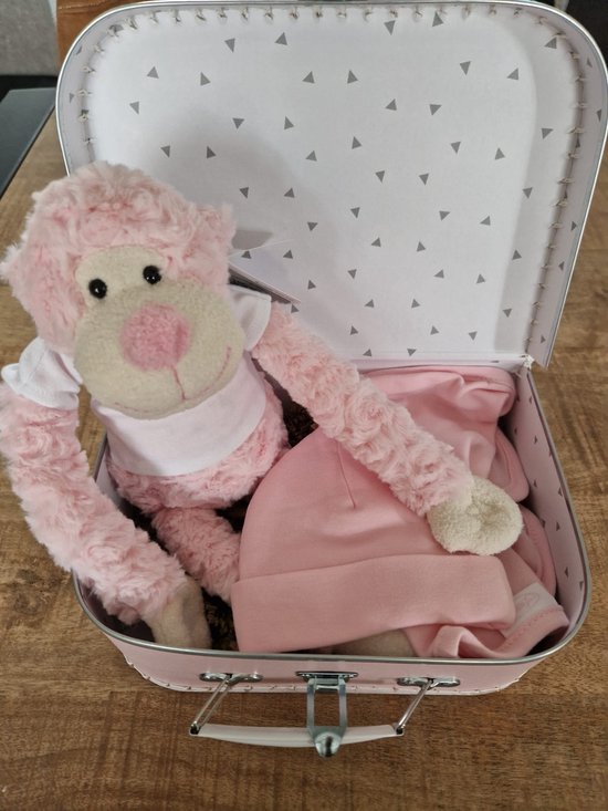 Geboortecadeau koffertje, slingeraap, slabber, mutsje van Het Kleine Avontuur