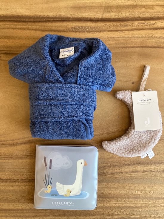 Geboortejongenmeisje.nl | Cadeau | Zwembad | Baby | Jongen | Neutraal | Geboorte | Kraamcadeau | Relatiegeschenk van Merkloos