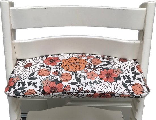 Gecoat zitkussen voor de Tripp Trapp kinderstoel van Stokke - Retro bloemen van Merkloos
