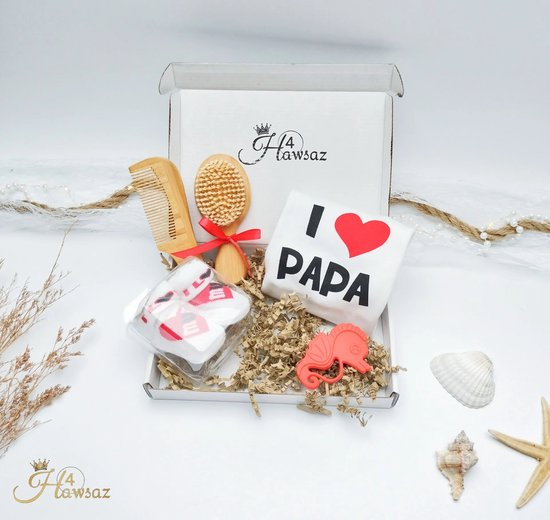 Genderneutraal Kraamcadeau 5 stuks - Hawsaz.nl Kraampakket - Gepersonaliseerd cadeau - Genderneutraal baby cadeau - Babygeschenksets - Rompertje i love mama - Kam en borstel set - Geboortecadeau - Babykleding - Babygeschenkset van Hawsaz.nl