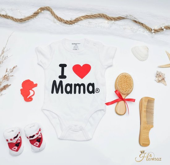 Genderneutraal Kraamcadeau 5 stuks - Hawsaz.nl Kraampakket - Gepersonaliseerd cadeau - Genderneutraal baby cadeau - Babygeschenksets - Rompertje i love mama - Kam en borstel set - Geboortecadeau - Babykleding - Babyshower cadeau - Babygeschenkset van Hawsaz.nl