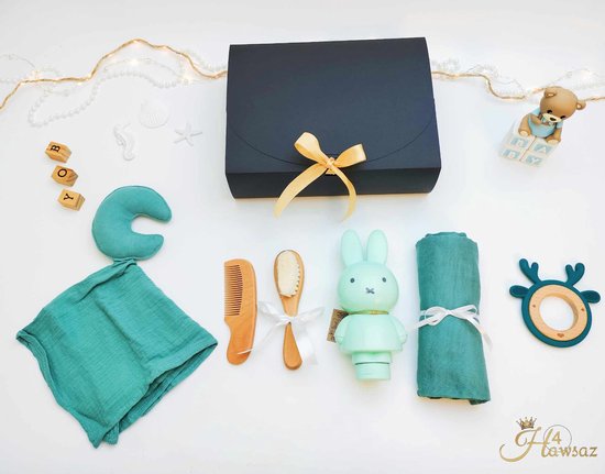 Genderneutraal - Kraamcadeaus voor jongen en meisje 7 stuks - Hawsaz.nl cadeau - Babygeschenksets - Geboortecadeau - babyshower - Babyset - Baby knuffel doekje - Speenkoord - Babygeschenk - baby speelgoed - Babyverzorging - Nijntje - Gepersonaliseerd van Hawsaz.nl