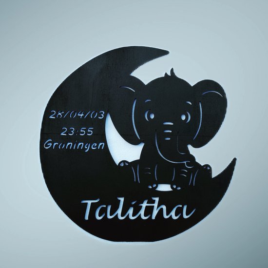 Gepersonaliseerd Houten Geboortebord met Maan en olifant – Uniek Kraamcadeau met Naam, Geboortedatum, Gewicht en Lengte - 38cm - Zwart van MikoSeasons