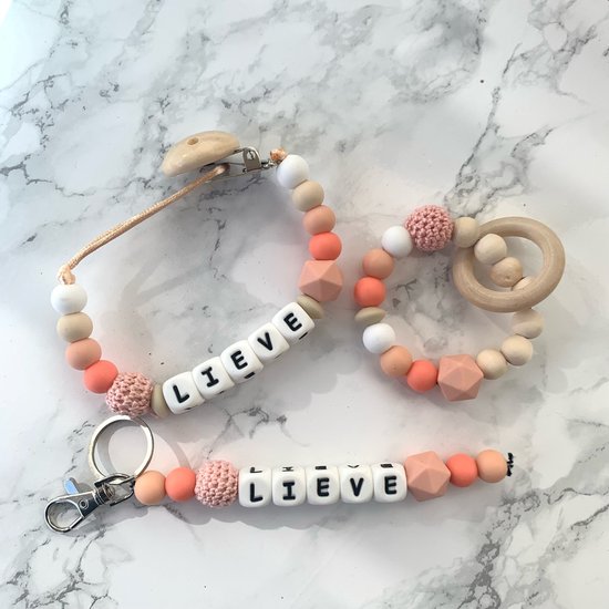 Giftset baby - beige - gepersonaliseerd - verschillende kleuren van Merkloos