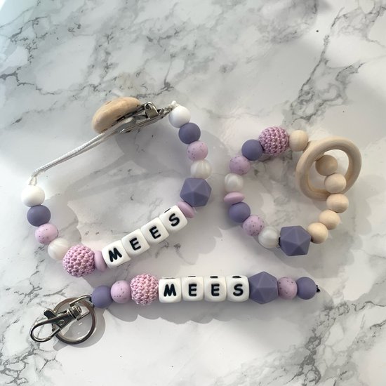 Giftset baby - paars - gepersonaliseerd - verschillende kleuren van Simply for kids