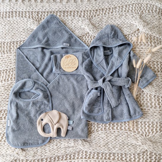 Gioia Giftbox essentials large grey blue - Jongen - Babygeschenkset - Babygeschenkset - Baby cadeau - Kraammand van Gio