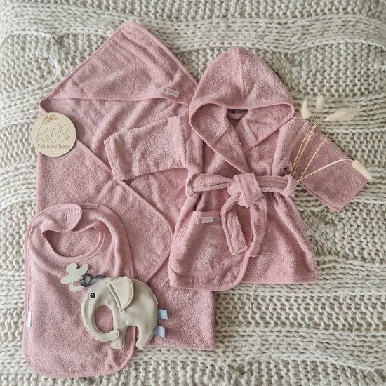 Gioia Giftbox essentials large pale pink - Meisje - Babygeschenkset - Baby cadeau - Kraammand van Gio