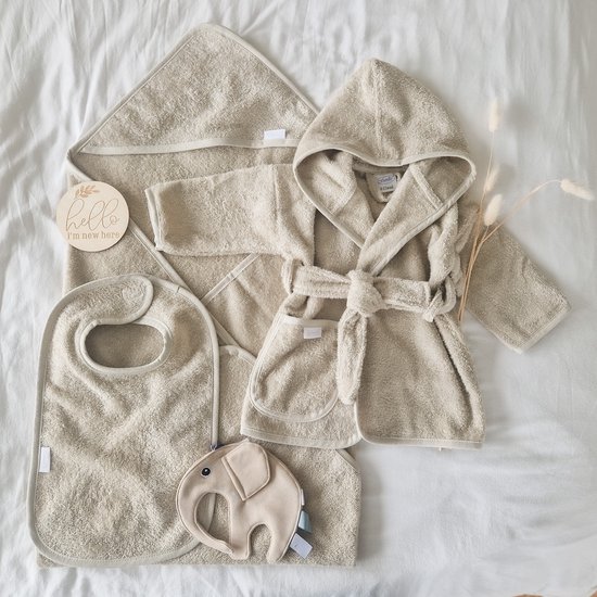Gioia Giftbox essentials large sandstone - Jongen - Meisje - Unisex - Babygeschenkset - Baby cadeau - Kraammand van Gio