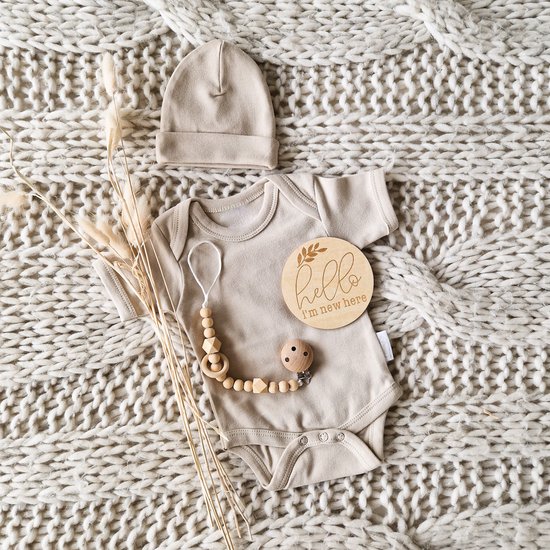 Gioia Giftbox essentials xs cream - Jongen - Meisje - Unisex - Babygeschenkset - Baby cadeau - Kraammand van Gio