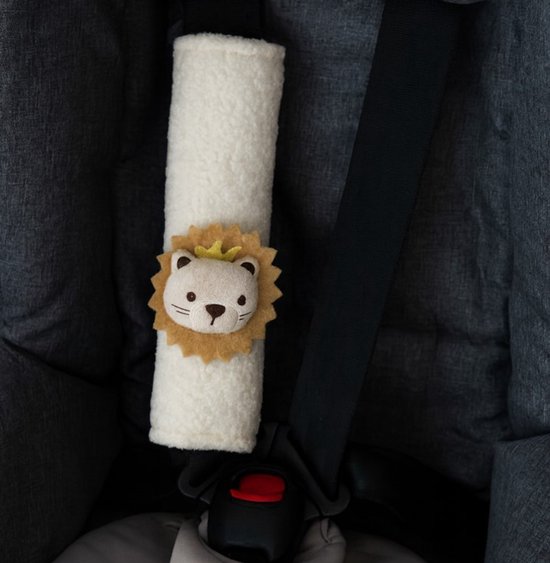 Gordelhoes Leeuw - Gordelkussen - Gordelbescherming - Autogordel - Veilig onderweg - Met klittenband - Kind - Jongens - Meisjes van Merkloos