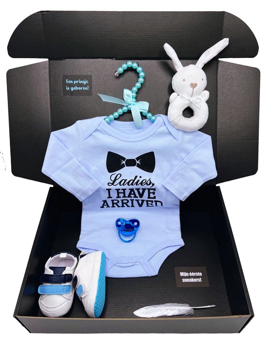 Groot kraamcadeau jongen - luxe kraamcadeau - kan ook rechtstreeks als cadeau worden verstuurd - kraamkado jongen van Merkloos