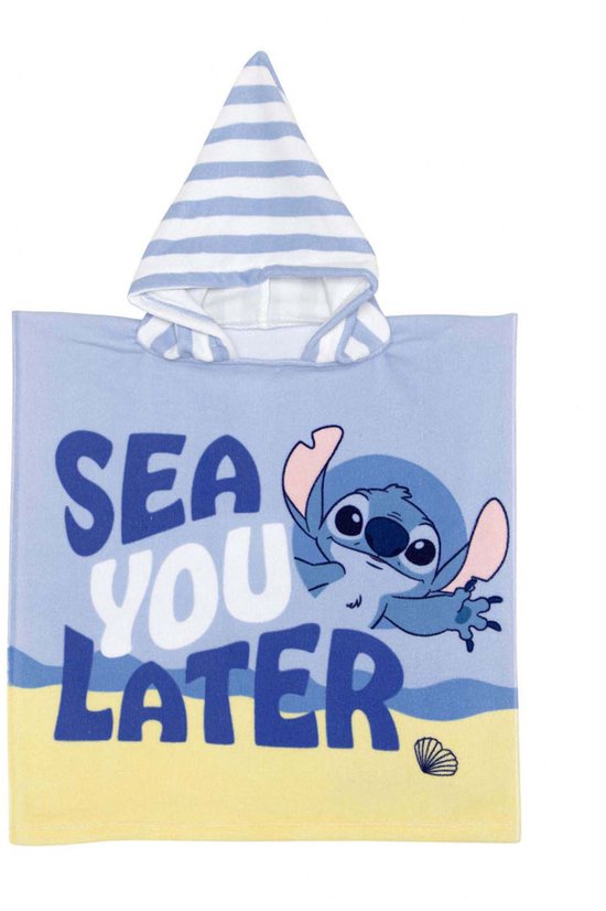 Handdoek Poncho Stitch op het Strand. van Merkloos