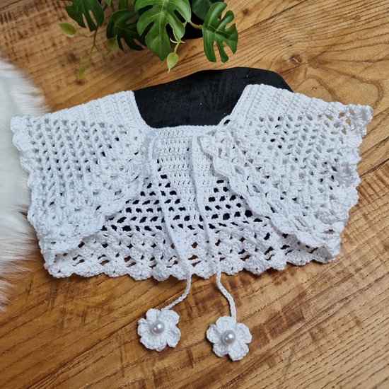 Happy Bebie | Bolero | Kraag | Baby | Gehaakt | Meisje | Handmade van Merkloos