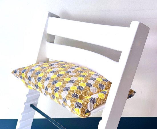 Honeycomb zitkussen voor de stokke tripp trapp kinderstoel- oker-stars-gecoat-liefleukenhip van Merkloos