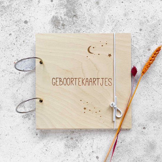 Houten bewaarbundel geboortekaarten | 20 x 20 cm | kaarten bewaarbundel | Heelal van Kidooz.