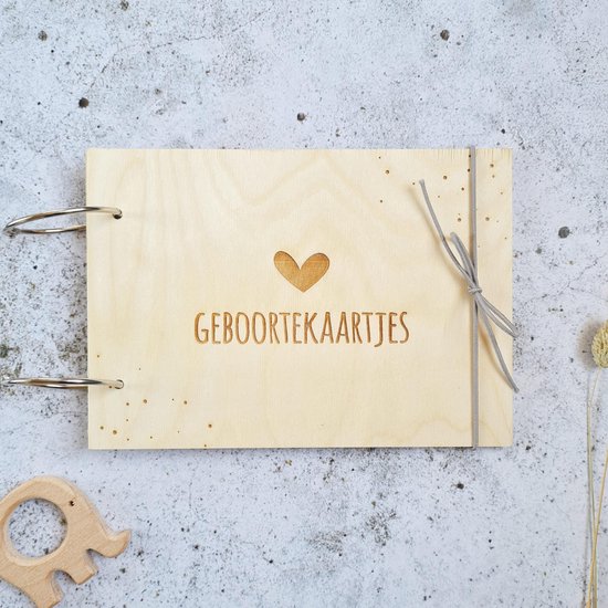Houten bewaarbundel geboortekaarten | A5 | hartje van Kidooz.