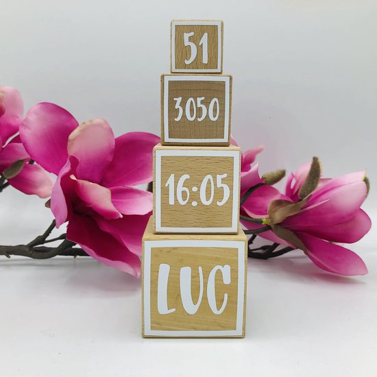 Houten blokken met geboortegegevens (gepersonaliseerde geboorteblokken) van Wooden Wishes