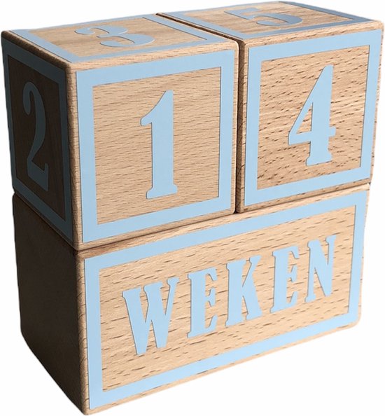 Houten mijlpaalblokken - baby blauw - kraamcadeau - leeftijden en momenten - 3 blokken van Merkloos