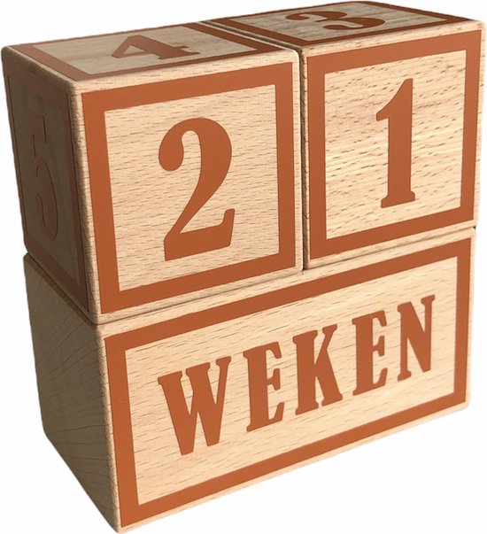 Houten mijlpaalblokken - nut brown - kraamcadeau - leeftijden en momenten - 3 blokken van Pine & Mae
