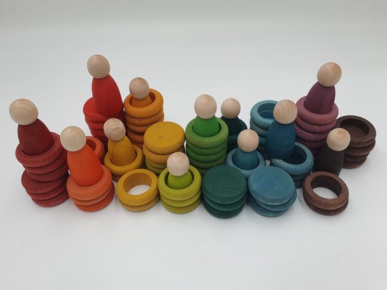 Houten munten, ringen en poppetjes - 84 stuks - Regenboogkleuren - Open einde speelgoed - Educatief montessori speelgoed