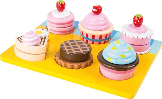 Houten speelgoed eten en drinken - Cupcakes speelset - Houten speelgoed vanaf 3 jaar van EICHHORN