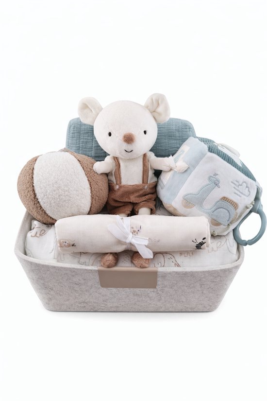Jollein cadeaupakket mand jongen - kraampakket - cadeaumand - geboortepakket van Jollein