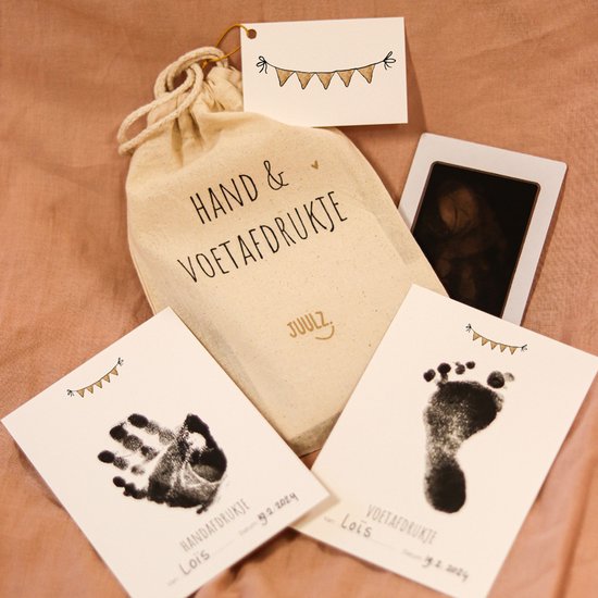 Juulz Illustrations - hand en voetafdrukje - kraamcadeautje - voetafdrukje baby - inktpad - touchless inkt pad van Juulz Illustrations