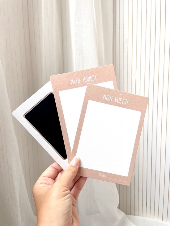 Kaartje mijn handje + mijn voetje - inclusief inktpad voor twee afdrukken van Merkloos