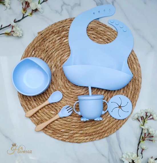 Kinderserviesset licht baluw - Kraamcadeau met naam - Hawsaz.nl cadeau - Babygeschenkset - kinderbestek - Baby eten - Baby verzorging - Geboortecadeau - Kraampakke - Cadeau voor jongens en meisjes - Baby en Peuter - Siliconen Kinderservies van Kinder