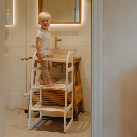 Kitchen Tower - wit van Merkloos