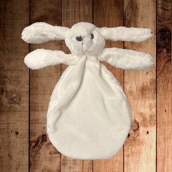 knuffel konijn wit met eigen naam van Pimmetje's.