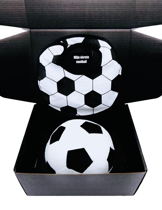 Kraamcadeau baby - mijn eerste voetbal - slabbetje -rechtstreeks opsturen als cadeau ook mogelijk van MikoDreams