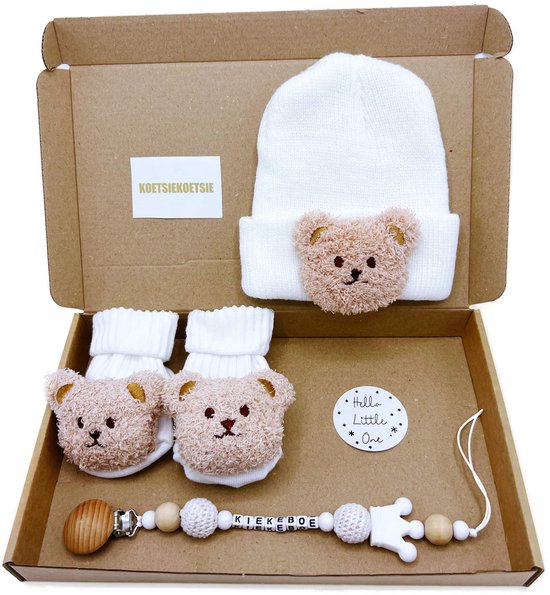 Kraamcadeau - cadeau babyshower - cadeau zwangerschap - babymutsje, babysokjes en speenkoord - kan ook rechtstreeks als cadeau van Little Dutch
