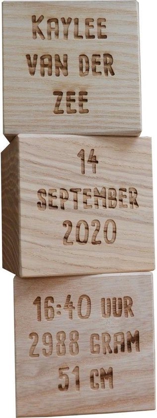 kraamcadeau / Geboorte Cadeau - Set van 3 Beukenhouten Blokken Persoonlijk van VILAM.