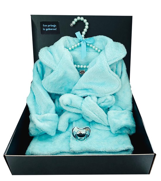 Kraamcadeau jongen met een blauwe baby badjas en fopspeen - kraamkado jongen - Ook rechtstreeks te versturen met kaart van Ruby Gifts
