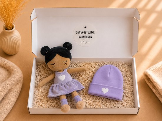 Kraamcadeau Meisje – Jollein Knuffelpop met Baby Muts – Geboortecadeau Meisje & Jongen – Cadeaubox