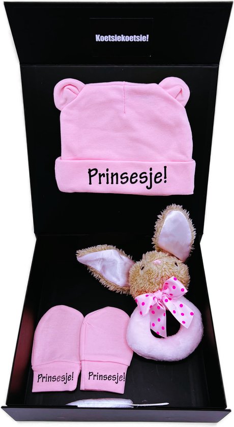 Kraamcadeau meisje, met babymuts, handschoentjes, rammelaar pluche, kan ook rechtstreeks als kraamcadeau worden verstuurd van Funnies.