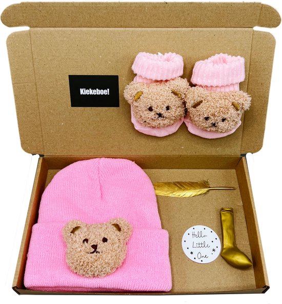 Kraamcadeau meisje met roze muts en roze sokjes - brievenbuspakket - kan rechtsreeks als cadeau worden verstuurd van BamBam
