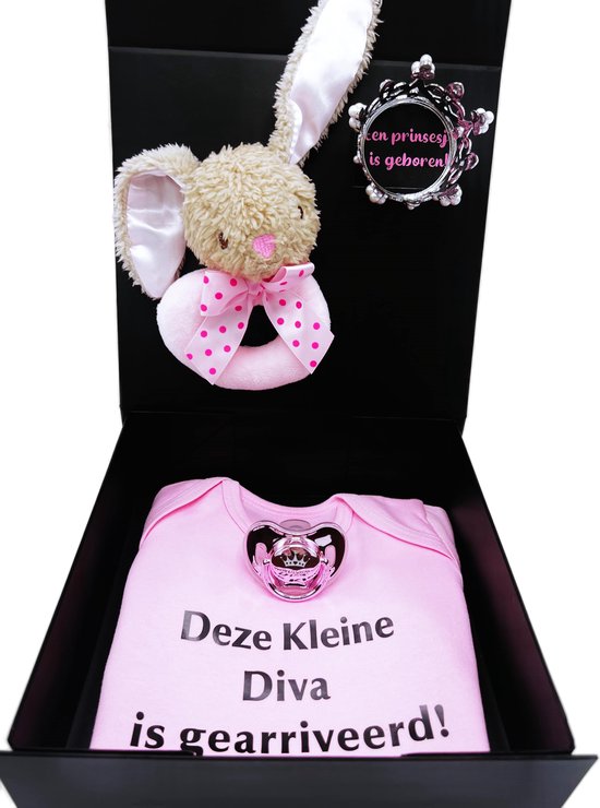 Kraamcadeau meisje met roze romper, pluche rammelaar en speen - kan ook rechtstreeks als cadeau worden verstuurd - kraamkado van Felicitas
