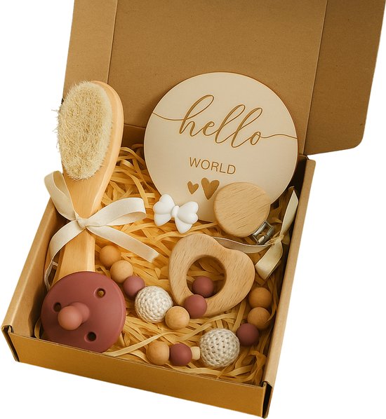 Kraamcadeau newborn – Hello World geschenkset - Wijnrood