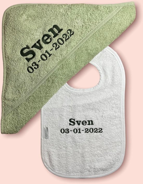 Kraamcadeau set | badcape en slabber met naam van Pippeloen.
