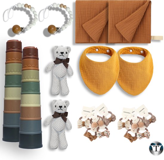 Kraamcadeau | Tweeling | Babyshower Cadeau | Kraamcadeau Pakket | Meisje | Giftbox | Babyshower | Cadeau Idee | Geboorte | Fopspeenkoord | Haarstrikjes | Spuugdoekjes | Stapeltoren | Slabbetje | Beertje | Set 2 | TheOldOmen | van TheOldOmen