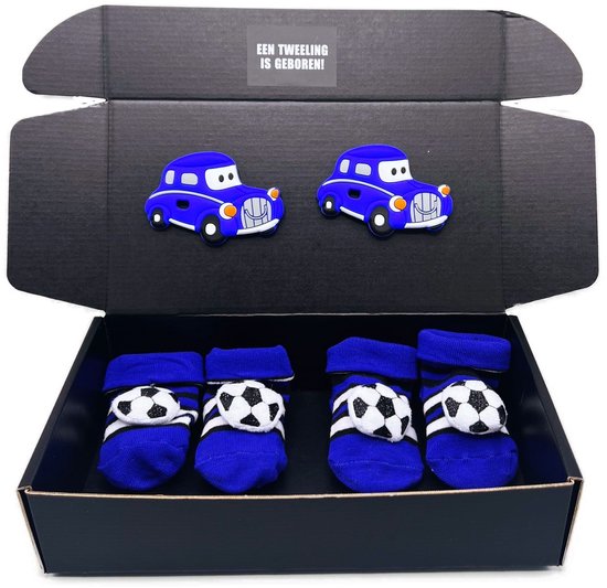 Kraamcadeau tweeling, geboortecadeau tweeling met bijtring en babyschoentjes, kan ook rechtstreeks als cadeau worden verstuurd van Maman et Sophie