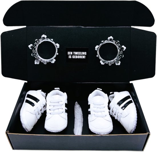 Kraamcadeau tweeling, jongen - kan ook rechtstreeks als cadeau worden verstuurd - kraamkado tweeling van Little Stars Gifts