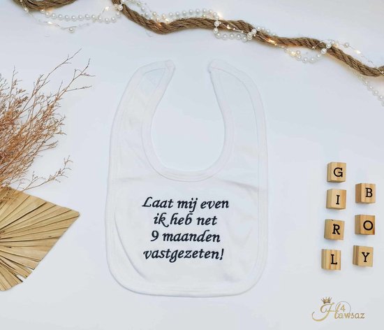 Kraamcadeaus -Babygeschenkset - Babybox - Borstel set met naam - Babyverzorging - Slabbetje - Geboortekaartje - Geboortecadeau - Haarbandjes met strikje 2 x - Graveren met naam - Gepersonaliseerd - Baby cadeau met naam - Hawsaz.nl Cadeau - Babyshower van Hawsaz.nl