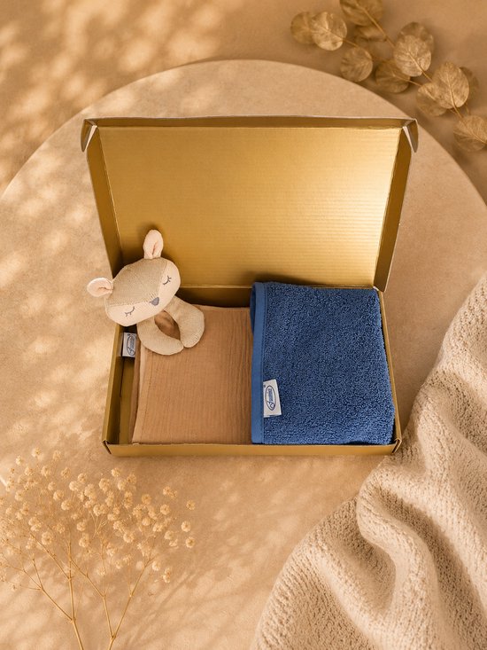 Kraampakket beige / blauw - Hydrofiele Knuffeldoek & Slab 100% Katoen - Baby Cadeauset - babyshower - baby jongen - Gouden Geschenkverpakking - Brievenbus Kraamcadeau