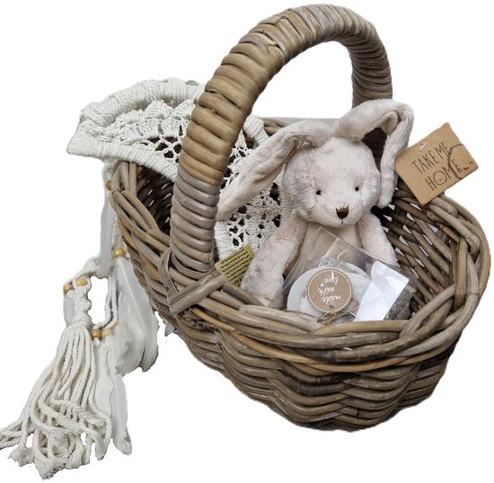 Kraampakket - Cadeaupakket - Zwanger - Geboorte - Unisex - Mand - Knuffel - Dromenvanger - Maan - Schelpenhanger - Kraammand - Giftbox van Merkloos