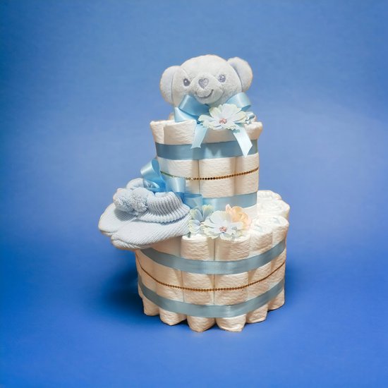 Luiertaart - blauw - sokjes - beertje - pampers van Folat