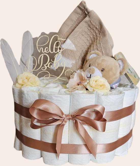 Luiertaart - bruin - hello baby - knuffel en doekje van Bambolino